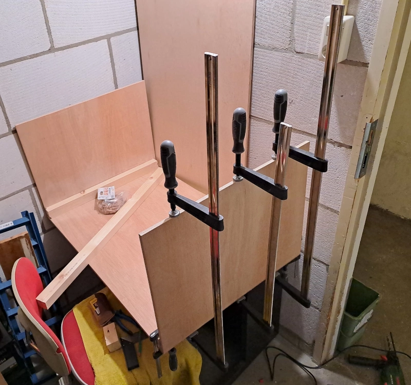 bar glueing 5