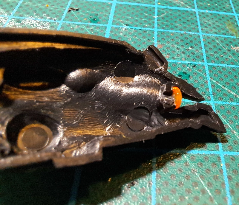 Doven Wolf head with custom eye
